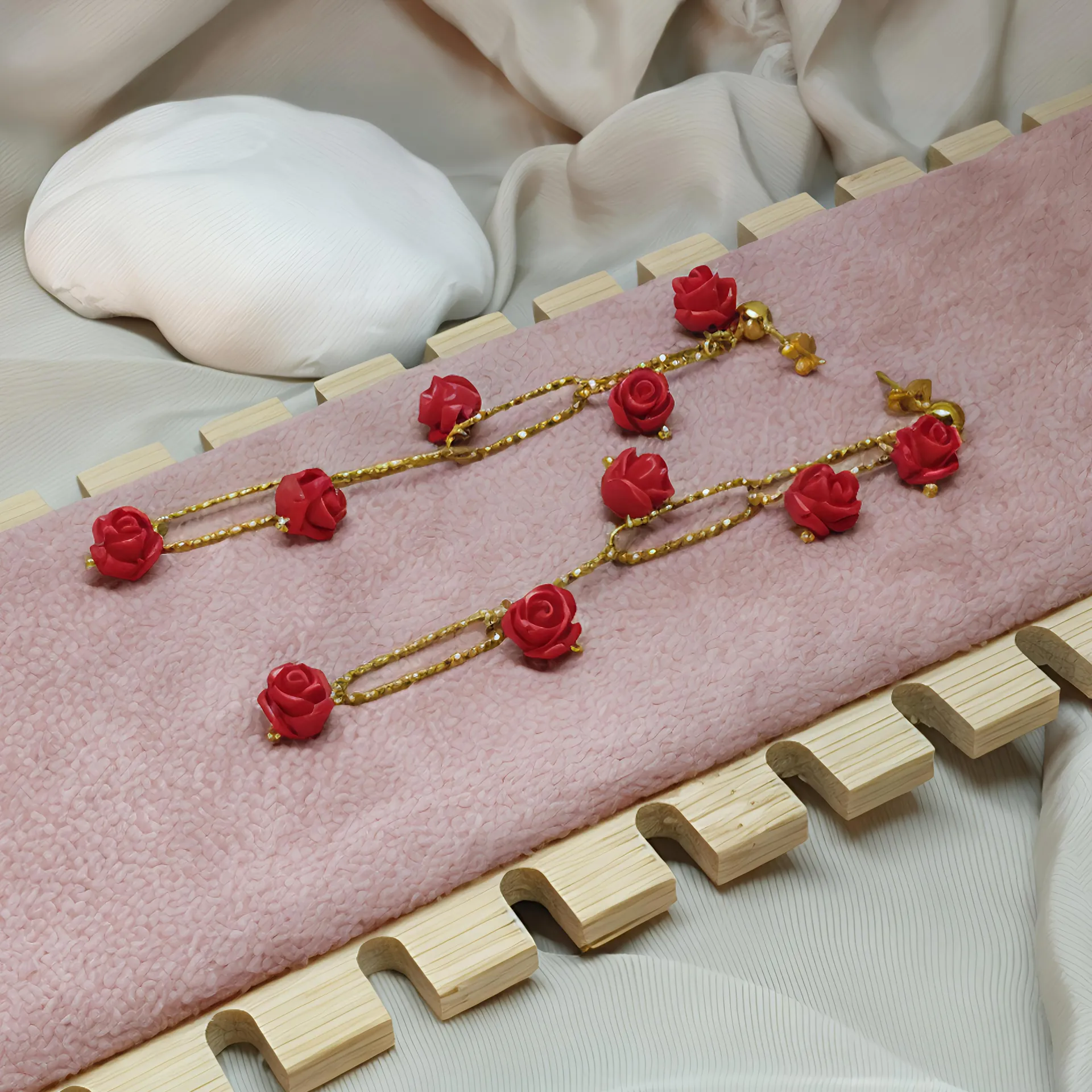 Σκουλαρίκια κρεμαστά με λουλούδια κόκκινα