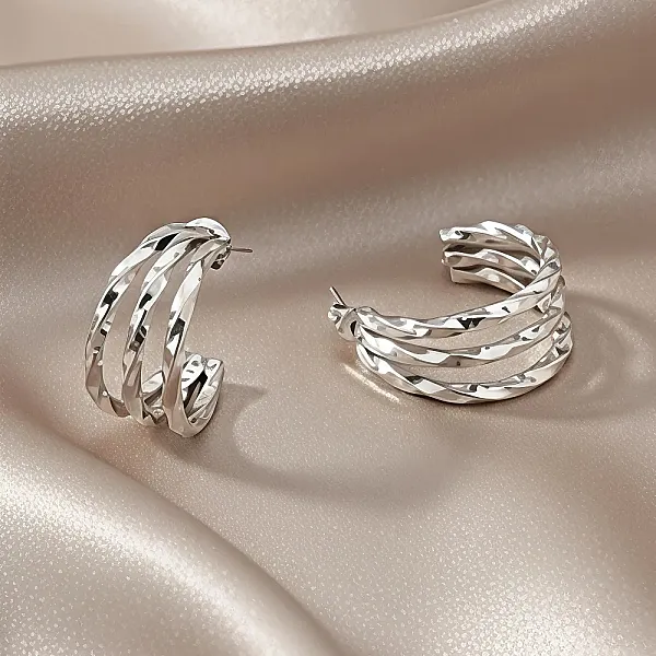 Τριπλά στριφτά σκουλαρίκια ασημί από ανοξείδωτο ατσάλι