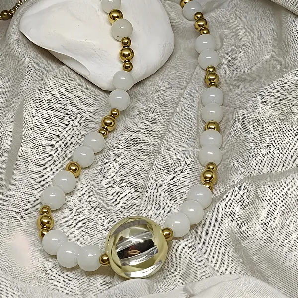 Κολιέ γυναικείο λευκό χρώμα