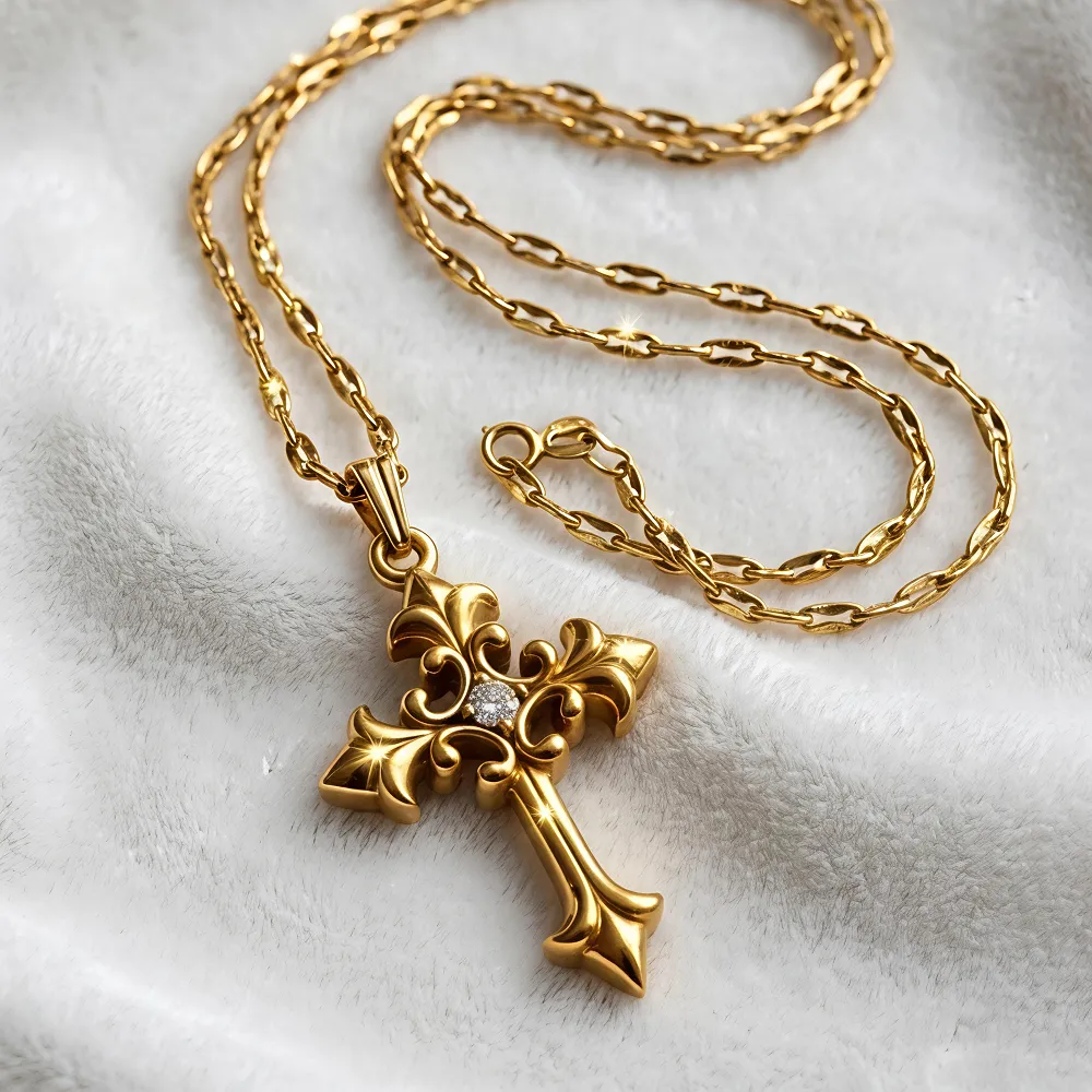 Ατσάλινος Σταυρός με Διάφανο Ζιργκόν